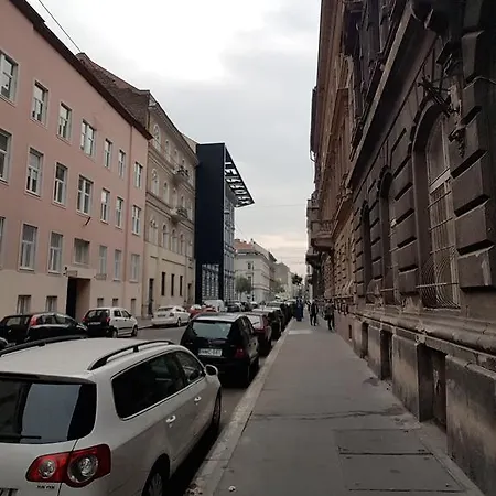 Apartment Csengery *